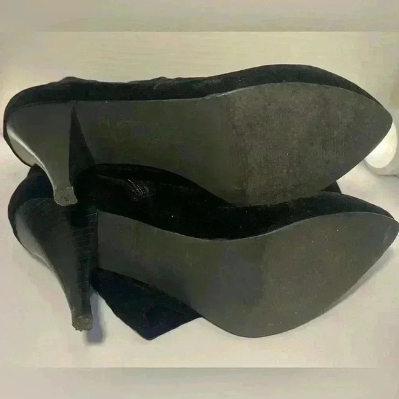 MIA black velvet over the knee boot SZ 9 M - Picture 3 of 5